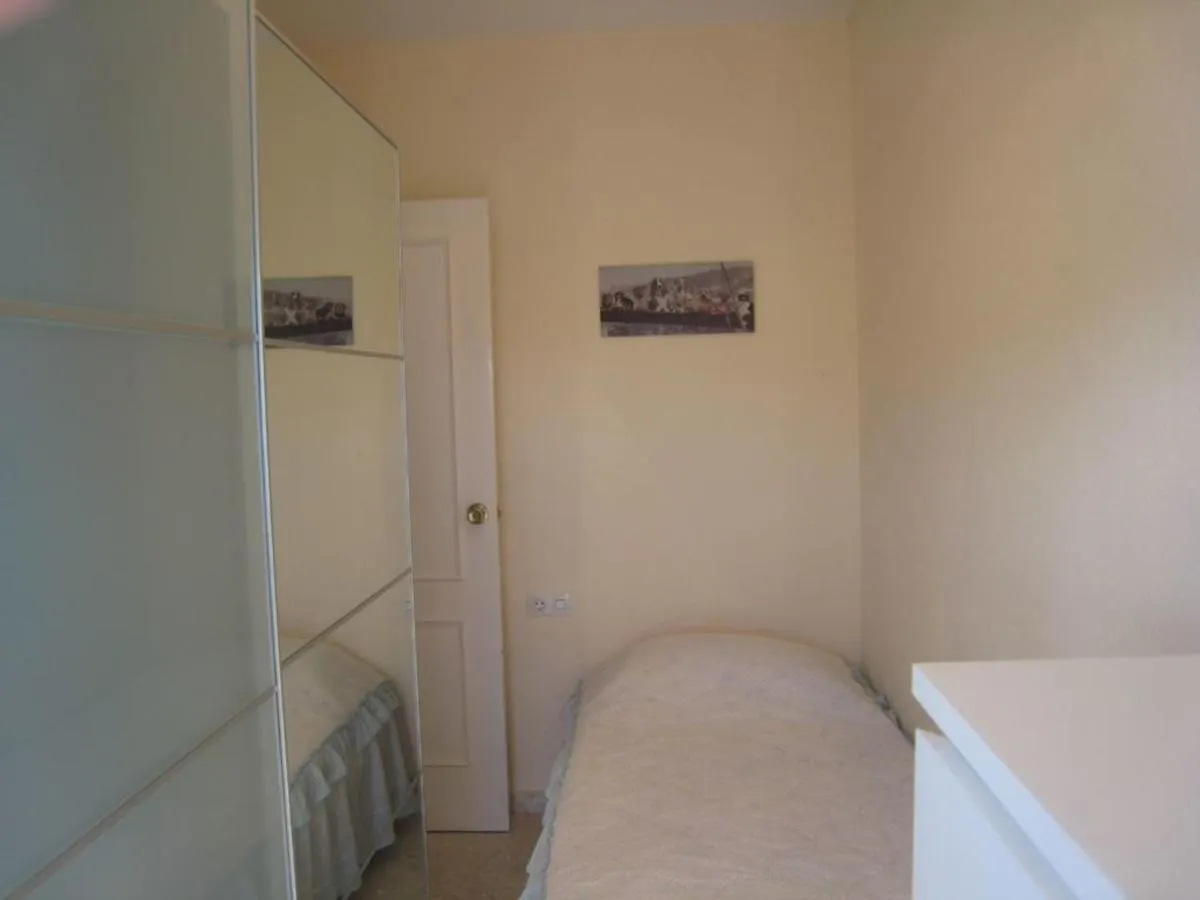 Сasa de vacaciones Villa Beautiful Townhouse Internet Air Con 5 Guests Estepona